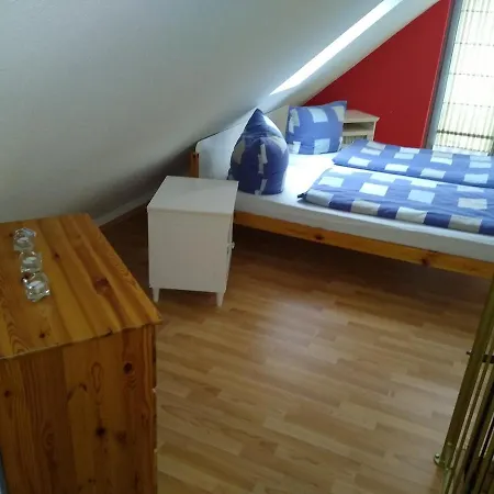 Maisonettewohnung Auf 2 Etagen Mit Zwei Balkonen شقة *