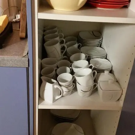 Maisonettewohnung Auf 2 Etagen Mit Zwei Balkonen بارث