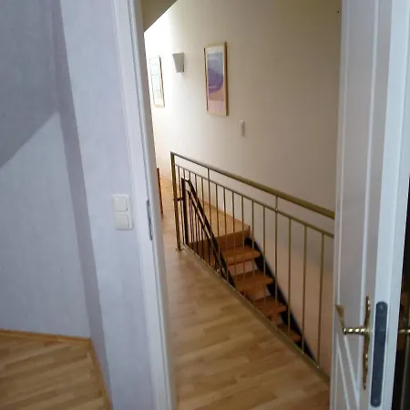 Maisonettewohnung Auf 2 Etagen Mit Zwei Balkonen * بارث